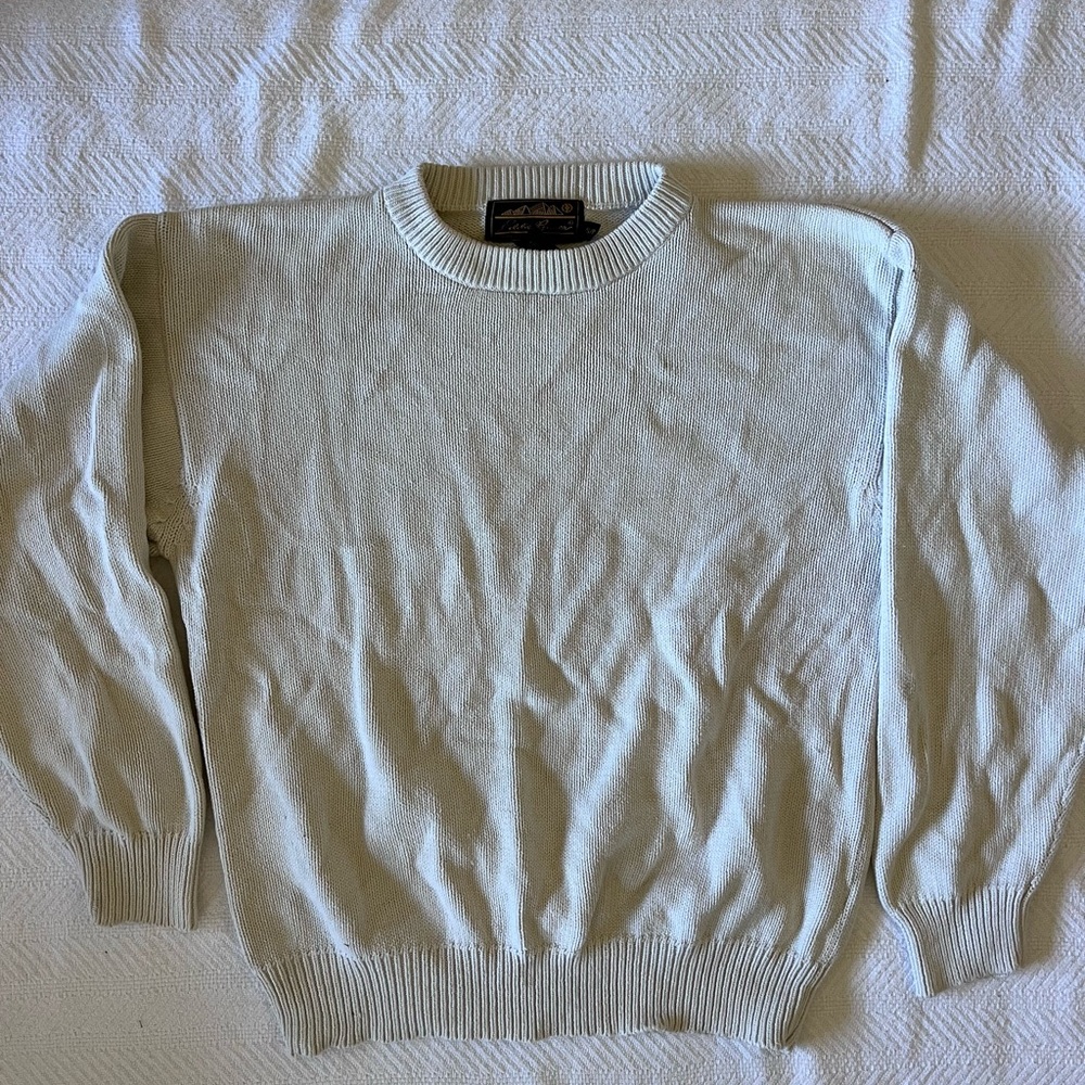 Eddie Bauer Woman’s Light Cream Crewneck Sweater